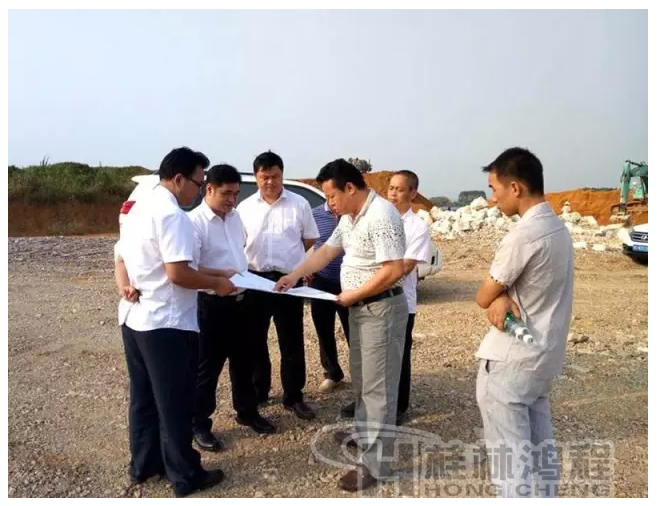 重鈣磨粉機，重鈣，HCH1395，超細環(huán)輥磨,武宣碳酸鈣